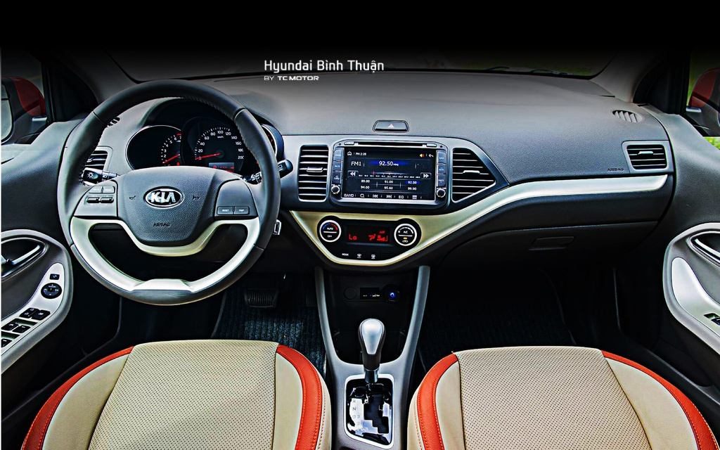 Hyundai Grand i10 và Kia Morning bản cao cấp, xe nào được lựa chọn ?