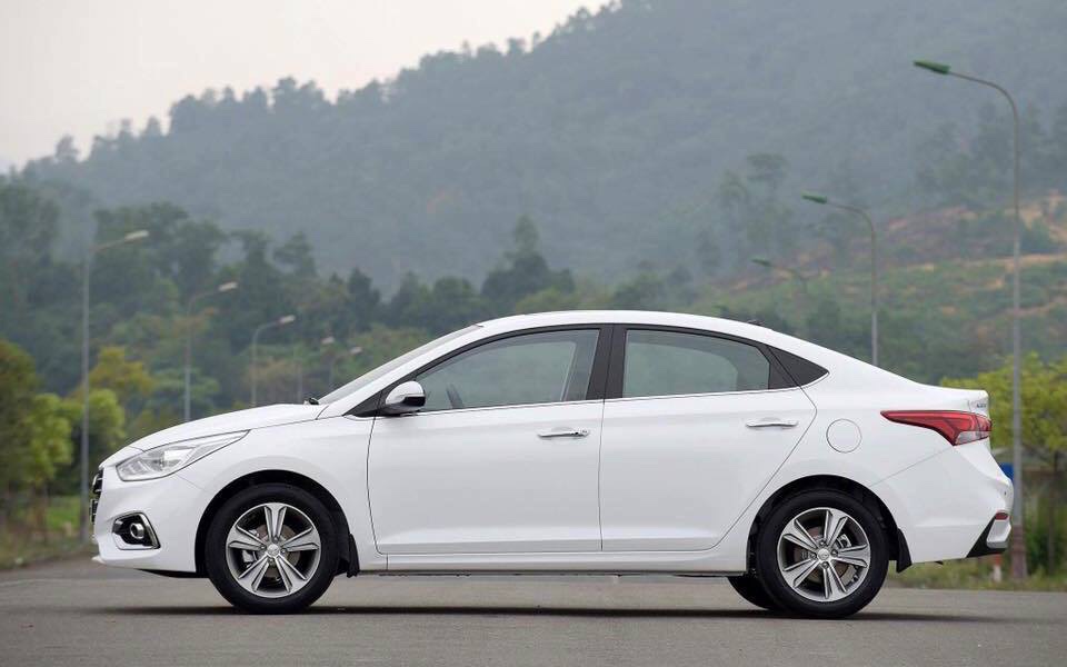 Đánh giá Hyundai Accent - mẫu xe bán chạy nhất của Hyundai