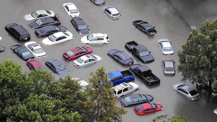 10 điều nên tuân thủ khi ô tô bị ngập nước