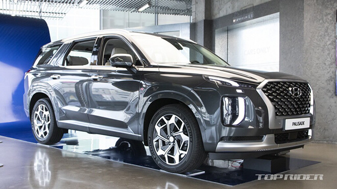 Hyundai Palisade VIP với nội thất xịn xò không thua kém Maybach